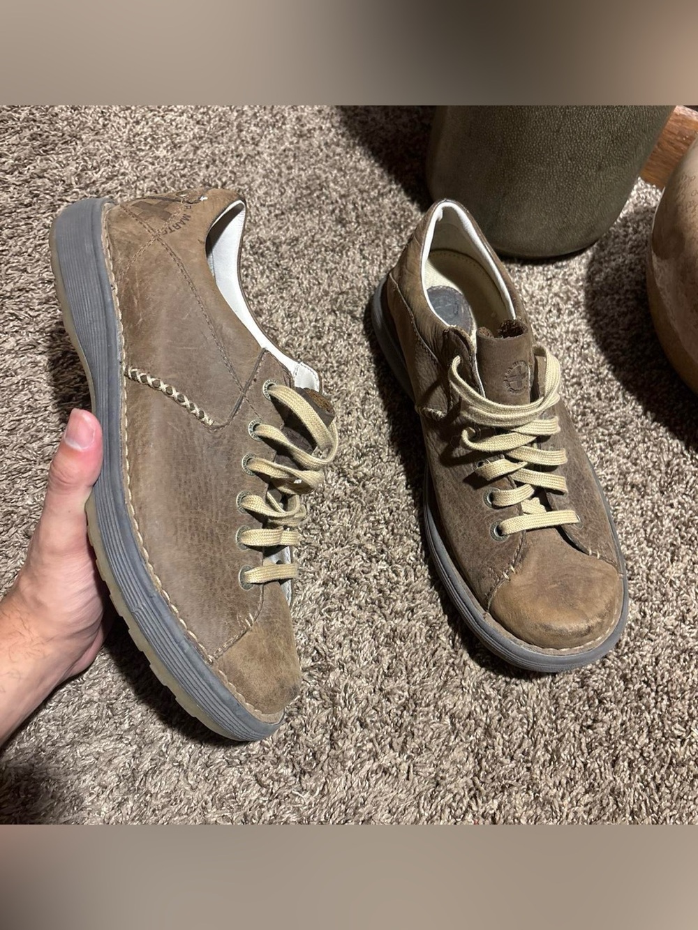 Men size 10 brown leather Dr. Martens Oxford shoes,